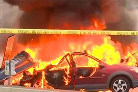 Mỹ: Trực thăng truyền hình rơi giữa phố