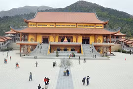 Khánh thành chùa Ba Vàng trên núi Thành Đẳng