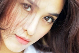 Ca sĩ Tú Vi: Đợi duyên để tỏa sáng và yêu 