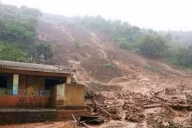 Lở đất kinh hoàng ở Ấn Độ, hơn 150 người bị chôn vùi