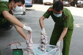 500kg tràng lợn “thối” nhập lậu từ Trung Quốc