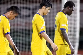 Áp lực kiếm tiền