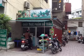 Trẻ không có chỗ chơi, sân cho thuê bán hàng