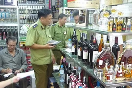 Tăng thuế tiêu thụ đặc biệt với thuốc lá, bia, rượu