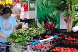 Rau xanh liên tiếp tăng giá