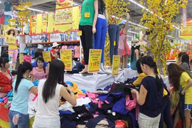 Tháng Khuyến mãi Hà Nội 2014: Sát sao đẩy lui giá ảo