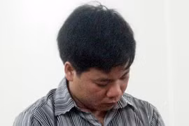 Chủ hiệu cầm đồ thuê ô tô đem bán