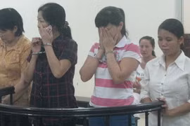 “Mẹ mìn” lừa bán cả người già cho chủ chứa