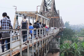 “Tôi xê dịch” để hiểu văn hóa truyền thống