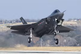 Nhật Bản sắp thử nghiệm chiến đấu cơ tàng hình tự chế