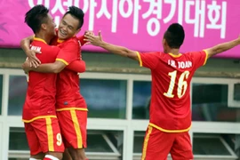 Khi đàn anh “cay mũi”