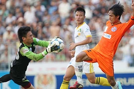 Ngạt thở ở sân Chi Lăng