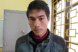 Giải cứu em trai bằng… búa tạ