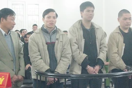 Đòi nợ bằng… “luật rừng”