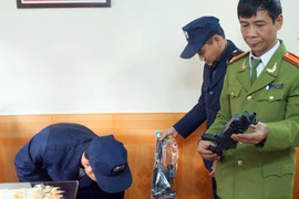 Thu giữ 60 súng bắn đạn nhựa nguy hiểm