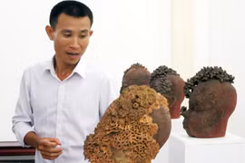 Ngược dòng với cuộc chơi mới