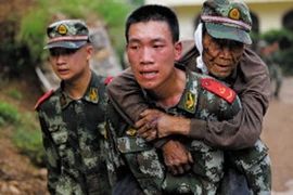 Một ngày sau trận động đất 6,5 độ richter tại Vân Nam, Trung Quốc: 398 người thiệt mạng