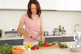 Các đồ dùng nhà bếp gây nguy hiểm cho sức khỏe