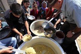 Cứu Iraq khỏi thảm họa nhân đạo