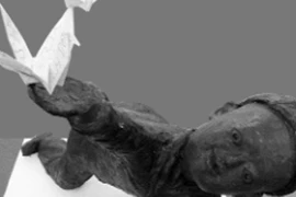 Điêu khắc trẻ: Cần nhiệt huyết để sắc sảo hơn