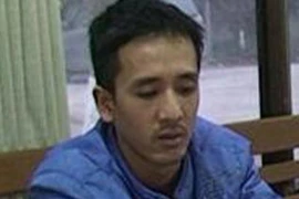 Phạm tội vì… chăm vợ đẻ(?!) 