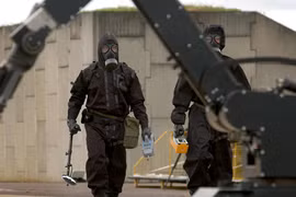 Chặn tham vọng vũ khí hạt nhân