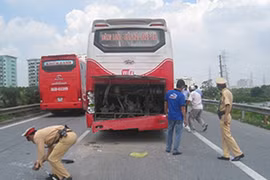 Xe đâm liên hoàn trên đường Pháp Vân-Cầu Giẽ