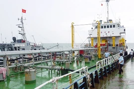 4 tàu biển buôn lậu dầu trị giá hàng tỷ đồng