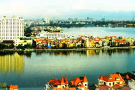 Không xây nhà cao quá 3 tầng sát hồ Tây