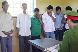 Xóa điểm cá độ bóng đá tại quán cà phê 