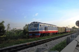 Người đàn ông bị tàu hỏa đâm chết trong lúc băng qua đường ray