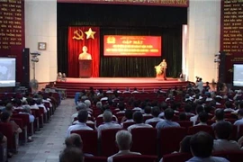 Công an quận Hà Đông gặp mặt cán bộ hưu trí