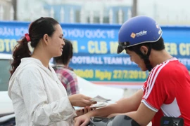 200.000 đồng/vé: Thảm hại vé chợ đen xem Man City