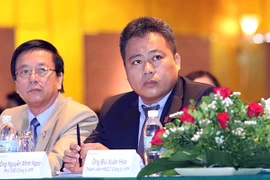 Đề nghị Ban Kỷ luật VFF xử cầu thủ SLNA đánh gãy sống mũi Lê Trung Hiếu