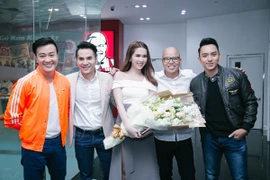 Ngọc Trinh bất ngờ xuất hiện mừng Vũ Ngọc Đãng ra mắt "Hot boy nổi loạn 2"