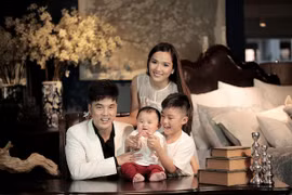 Khoảnh khắc hạnh phúc của gia đình Ưng Hoàng Phúc và các con