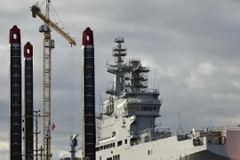 Tàu Mistral đóng cho Nga bị mất trộm nhiều thiết bị điện tử