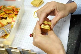 Giá vàng lại vượt 47 triệu đồng/lượng