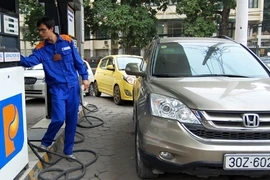 Đề xuất sửa khung thuế suất nhập khẩu xăng, dầu