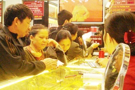 Giá vàng bật tăng