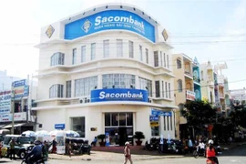 Cổ đông Sacombank không đồng ý đổi mã chứng khoán, chuyển sàn