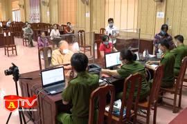 Tăng cường công tác phòng chống dịch tại các điểm cấp căn cước công dân gắn chíp điện tử