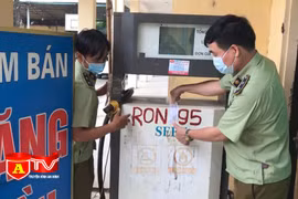 Phát hiện một số cây xăng mini hoạt động không phép