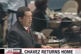 Tổng thống Hugo Chavez về nước