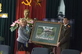 Bộ trưởng Tư pháp Thụy Điển thăm và làm việc tại CAQ Long Biên