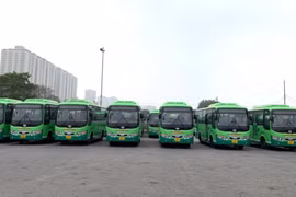 Hà Nội mở thêm nhiều tuyến buýt mới 'phủ sóng' ra ngoại thành