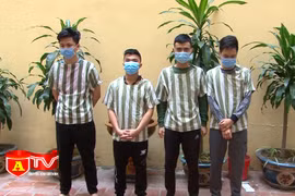 Nhận tiền vay chưa đủ, bực tức quay sang cướp tài sản