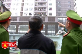 Dán 200 khuyến cáo phòng ngừa cháy nổ và tai nạn thương tích ở khu chung cư