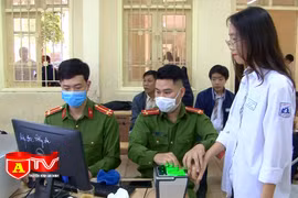 CAQ Đống Đa cấp CCCD lưu động tại trường học