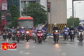 Hà Nội: Quán game, internet hoạt động lại từ 0h 16-3